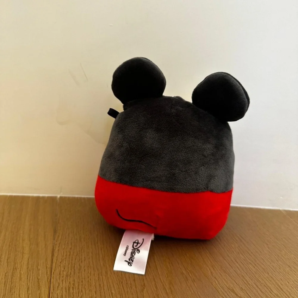 Mickey - Picture 2 of 4